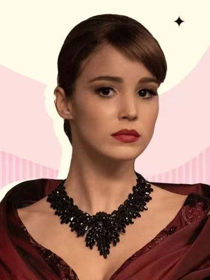 哈里斯夫人闯巴黎娜塔莎