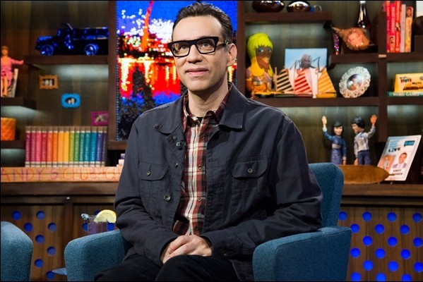 代孕妈妈婴儿车销售员