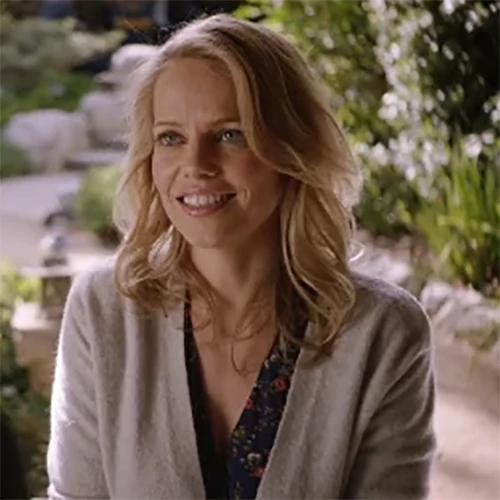 菜鸟老警第一季伊莎贝拉&middot;布拉德福德IsabelBradford